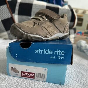 Stride Rite Tan Sneakers Durable Non-slip
